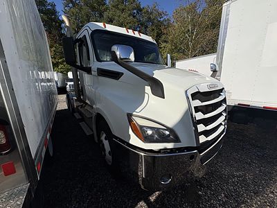 2020 Freightliner NEW CASCADIA PX12664