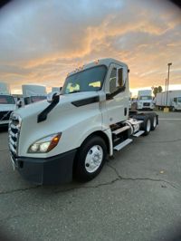 2020 Freightliner NEW CASCADIA PX12664