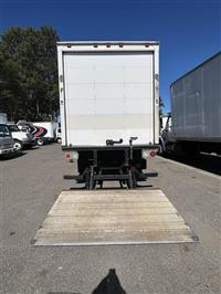 2016 Freightliner M2 106
