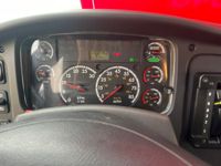 2016 Freightliner M2 106