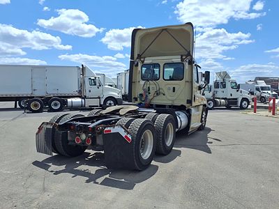 2019 Freightliner CASCADIA 125