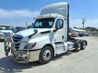 2020 Freightliner NEW CASCADIA PX12664