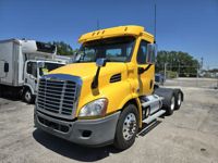 2019 Freightliner CASCADIA 113