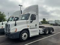 2017 Freightliner CASCADIA 125