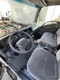 2017 Isuzu NPR HD