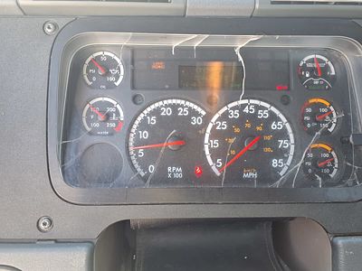 2020 Freightliner CASCADIA 125