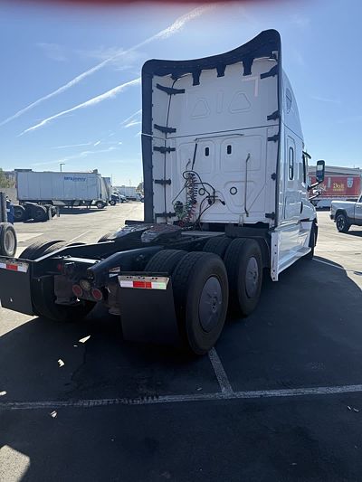 2023 Freightliner NEW CASCADIA PX12664