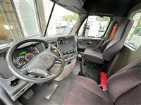 2018 Freightliner CASCADIA 125