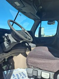 2018 Freightliner CASCADIA 125