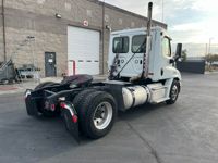 2018 Freightliner CASCADIA 113