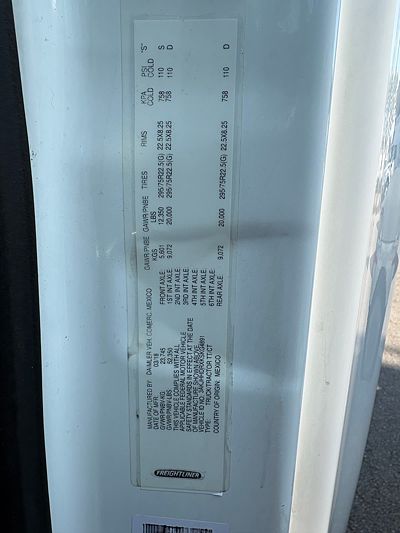 2019 Freightliner CASCADIA 125