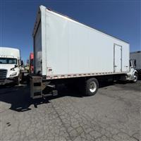 2017 Freightliner M2 106
