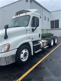 2016 Freightliner CASCADIA 125