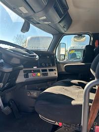 2019 Freightliner NEW CASCADIA PX12664