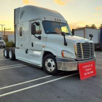 2020 Freightliner CASCADIA 125