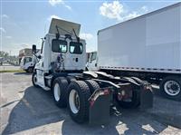 2016 Freightliner CASCADIA 125