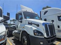 2020 Freightliner CASCADIA 113