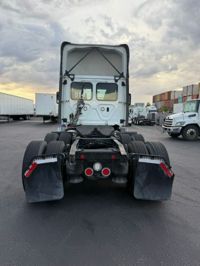 2019 Freightliner CASCADIA 125