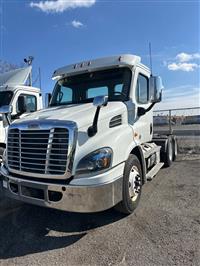 2017 Freightliner CASCADIA 113