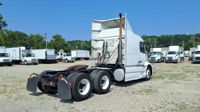 2020 Volvo VNR64T-640