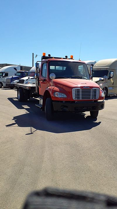 2019 Freightliner M2 106