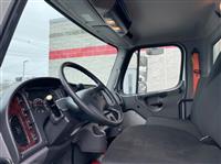 2020 Freightliner M2 106