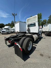 2019 International RH613