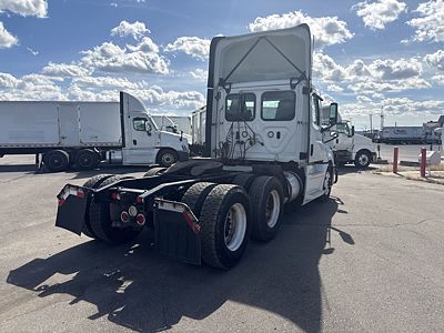 2021 Freightliner NEW CASCADIA PX12664
