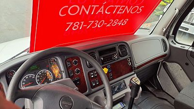 2018 Freightliner M2 106