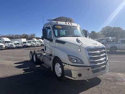 2020 Freightliner NEW CASCADIA PX12664