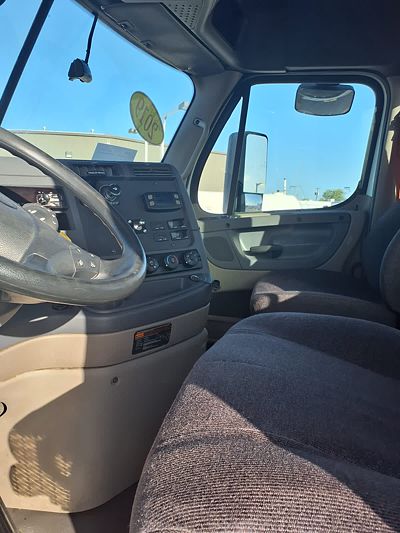 2019 Freightliner CASCADIA 125
