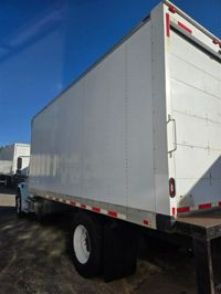 2018 Freightliner M2 106