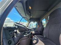 2014 Freightliner CASCADIA 113