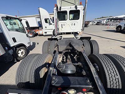 2021 Freightliner NEW CASCADIA PX12664
