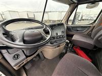 2015 Freightliner CASCADIA 125