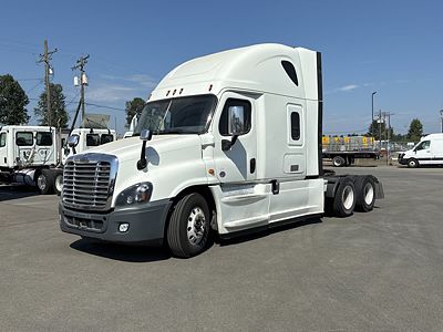 2018 Freightliner CASCADIA 125