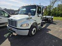 2021 Freightliner M2 106