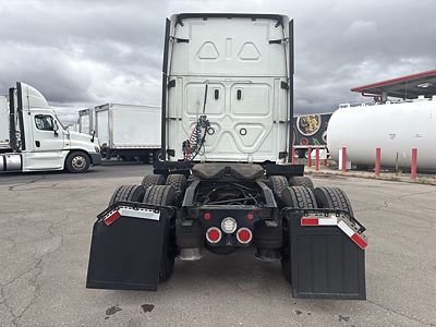 2022 Freightliner NEW CASCADIA PX12664