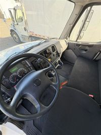 2018 Freightliner M2 106