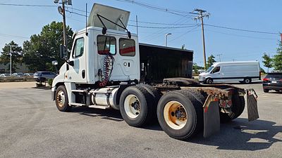2019 Freightliner CASCADIA 125