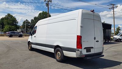 2021 Mercedes-Benz F2CA74 SPRINTER