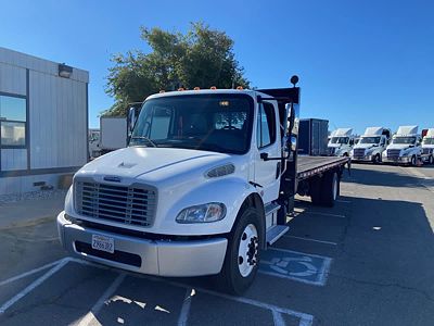 2019 Freightliner M2 106