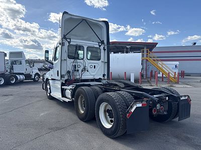 2021 Freightliner NEW CASCADIA PX12664