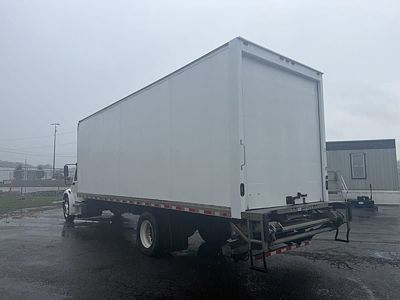 2018 Freightliner M2 106