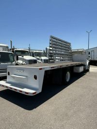 2016 Freightliner M2 106