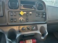 2016 Freightliner M2 106