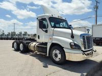 2018 Freightliner CASCADIA 125