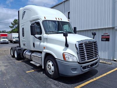 2019 Freightliner CASCADIA 125
