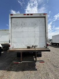 2015 Freightliner M2 106