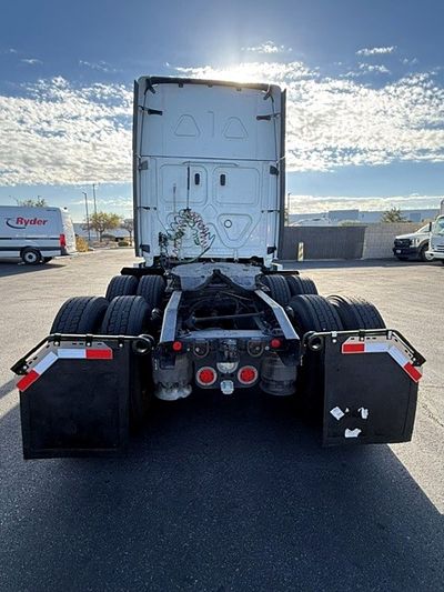 2022 Freightliner NEW CASCADIA PX12664